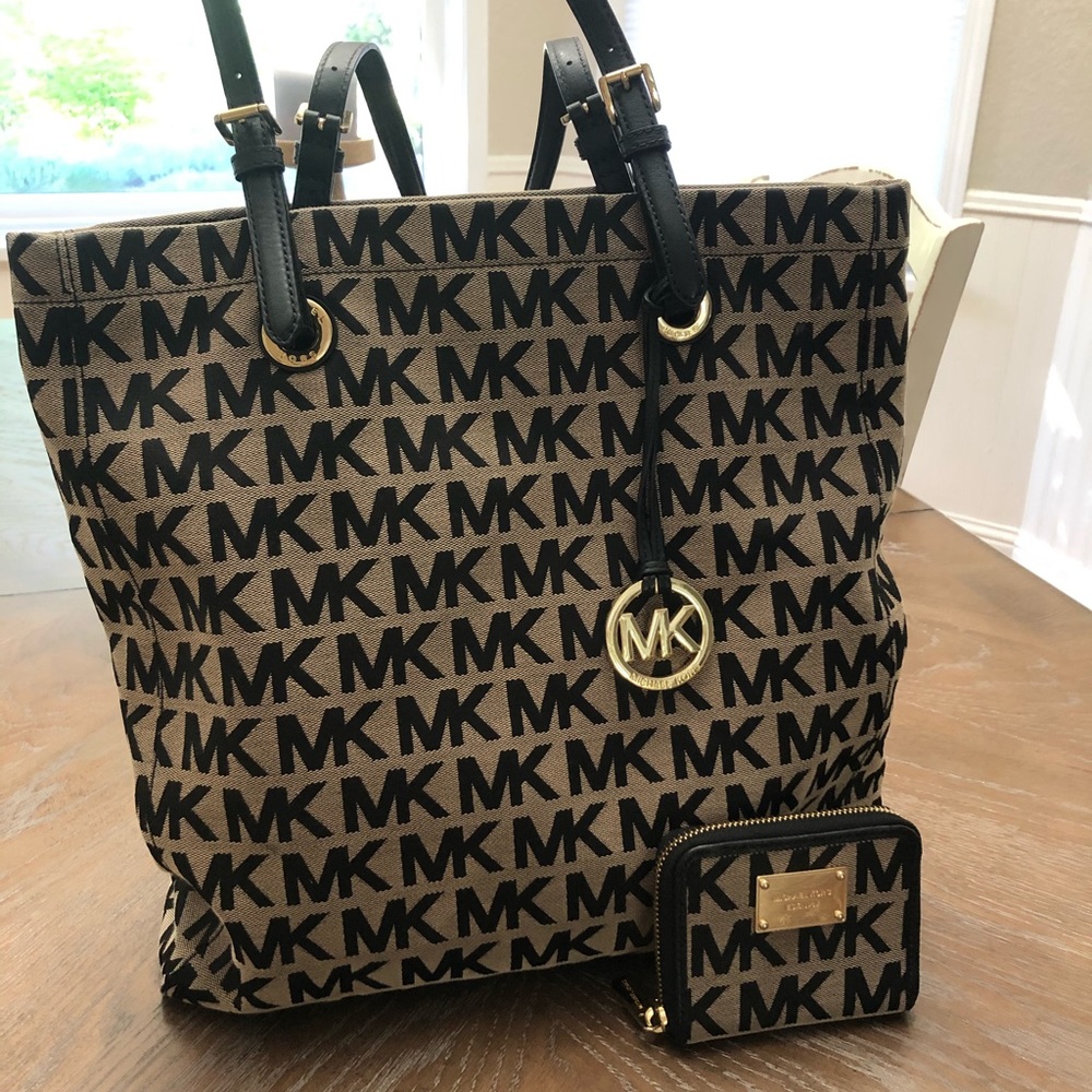 MK tote and wallet